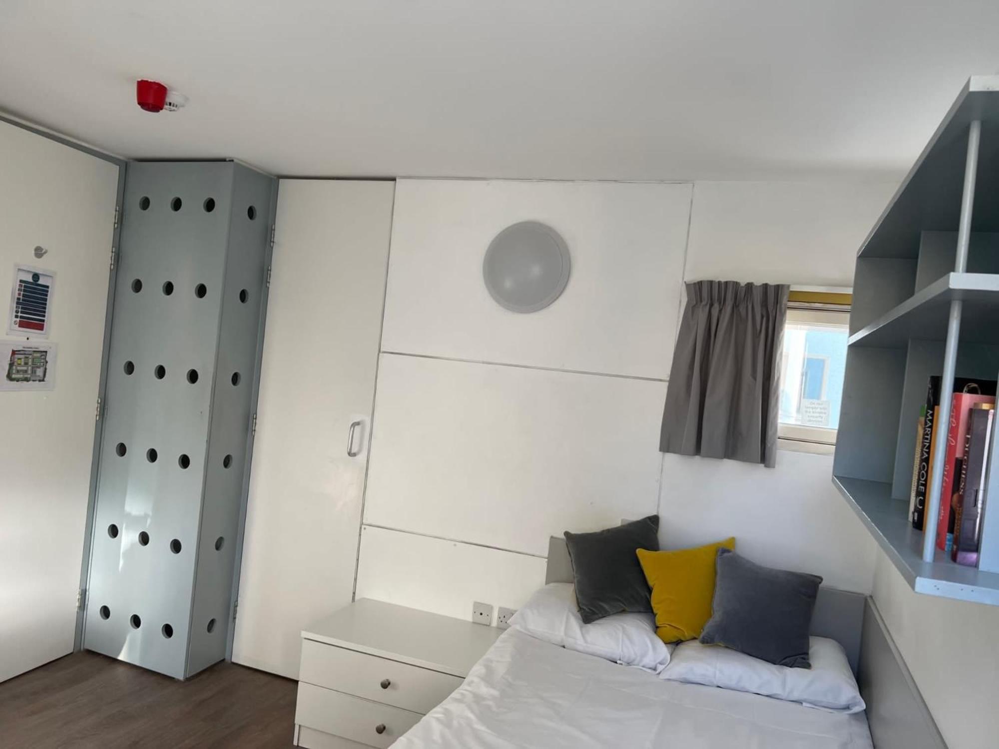 Pittville Student Village In Cheltenham チェルトナム エクステリア 写真