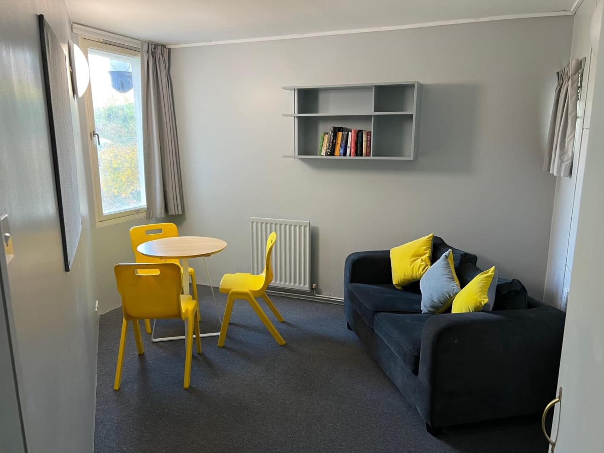 Pittville Student Village In Cheltenham チェルトナム エクステリア 写真