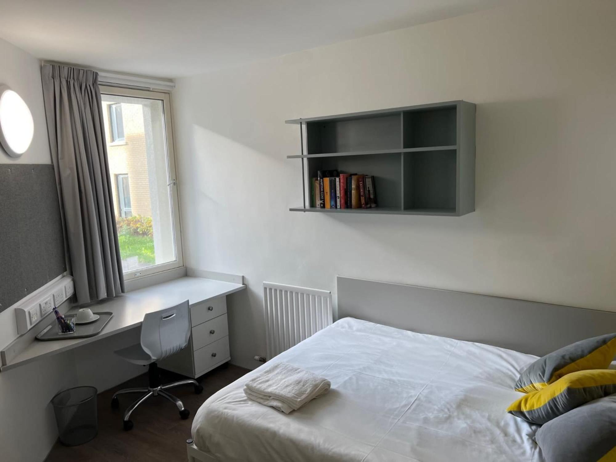 Pittville Student Village In Cheltenham チェルトナム エクステリア 写真