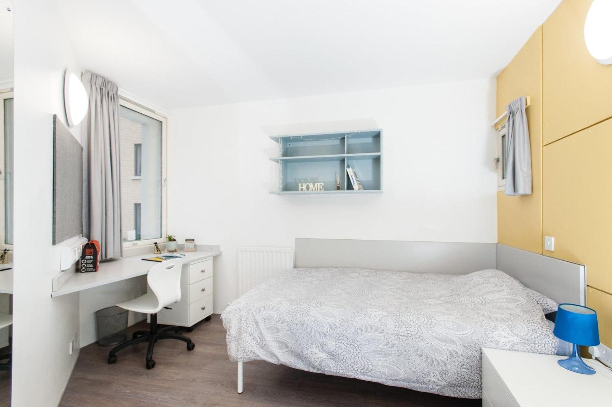 Pittville Student Village In Cheltenham チェルトナム エクステリア 写真