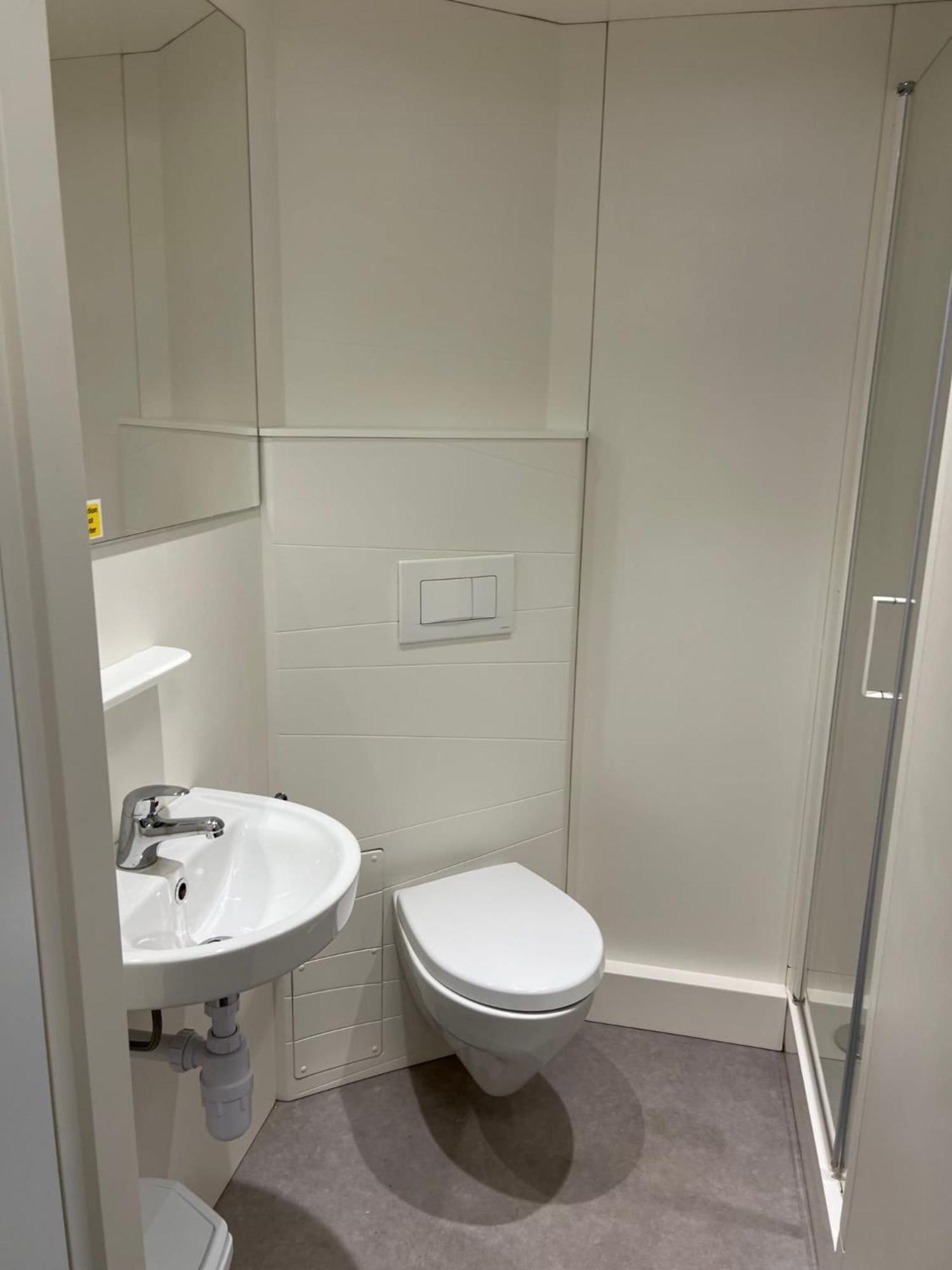 Pittville Student Village In Cheltenham チェルトナム エクステリア 写真