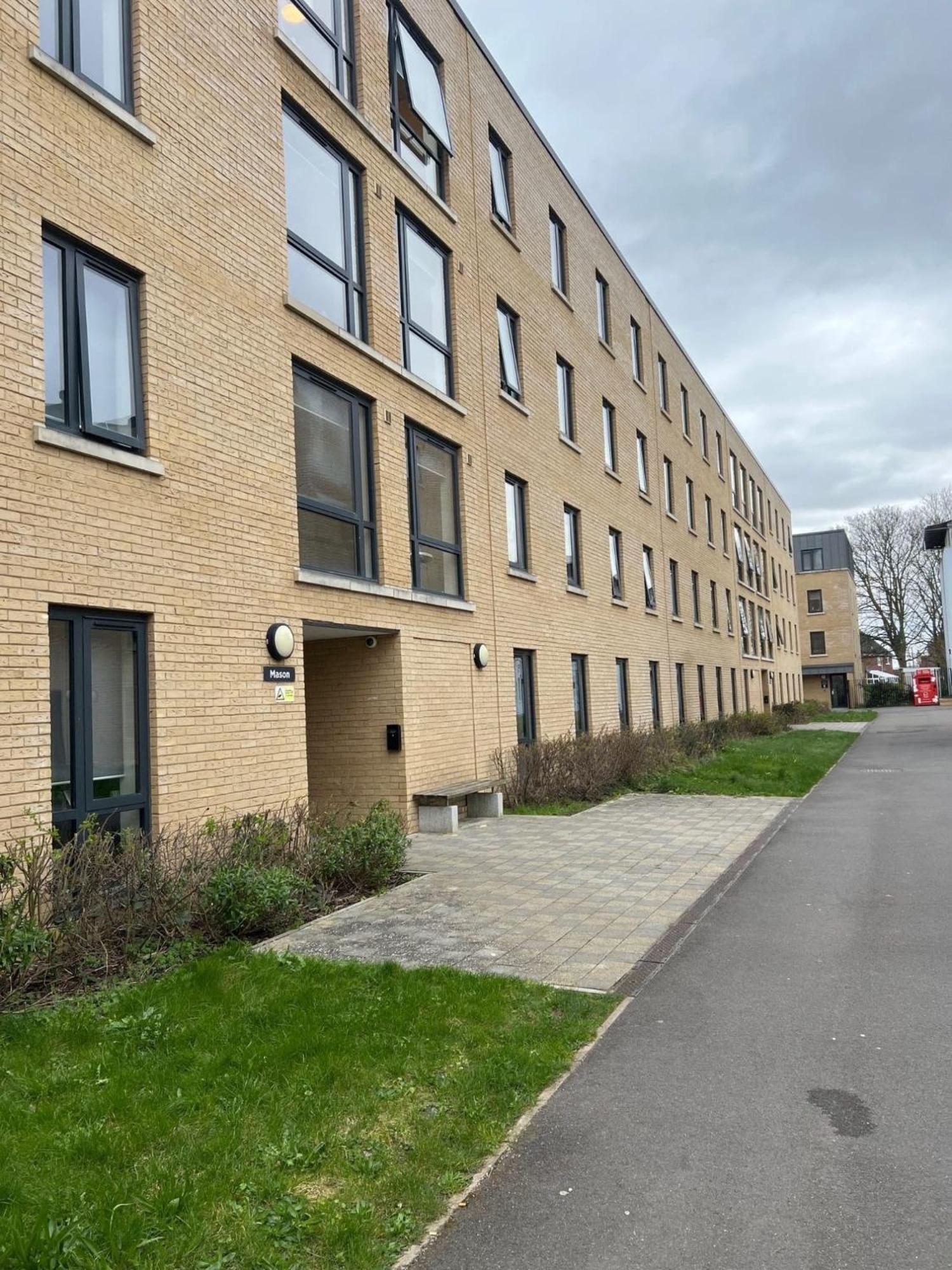 Pittville Student Village In Cheltenham チェルトナム エクステリア 写真