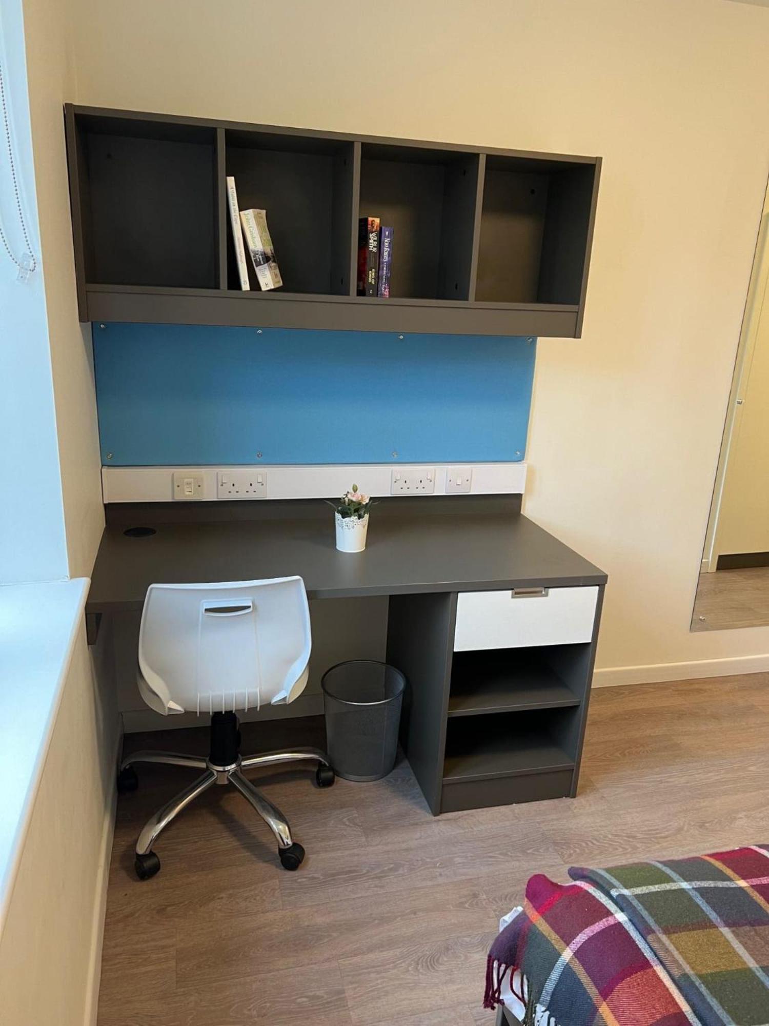 Pittville Student Village In Cheltenham チェルトナム エクステリア 写真